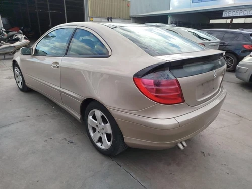 Radiador Agua para MERCEDES-BENZ CLASE C (BM 203) SPORTCOUPE 2002 552743 - Imagen 2 de 10