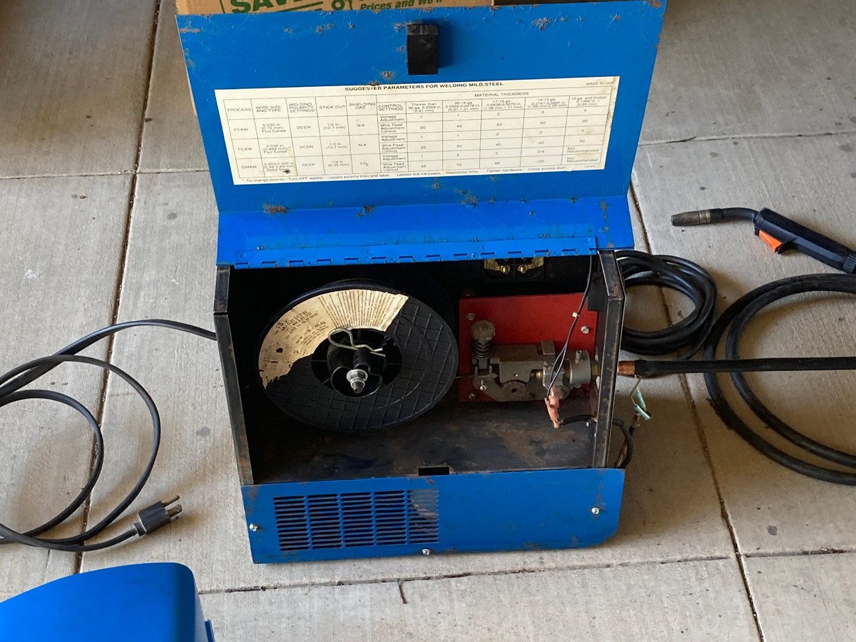Miller Cricket 115v Flux Core Wire Welder FULLY TESTED WORKS GREAT