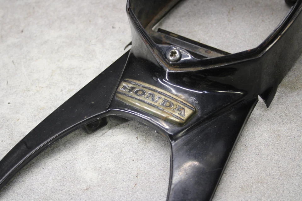 Honda CA160 1966 Touring 160 carcasa de faro cucharón H5-8818. OC Foto 2 de 4