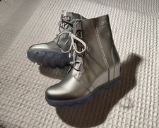 new Disney x SOREL 5 Youth Joan Of Arctic Wedge Frozen High Heel Boots - Silver