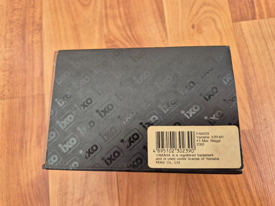 1/24 IXO YAMAHA YZR-M1 #3 MAX BIAGGI 2002 MOTO GP MOTO RAB033 Foto 3 de 3