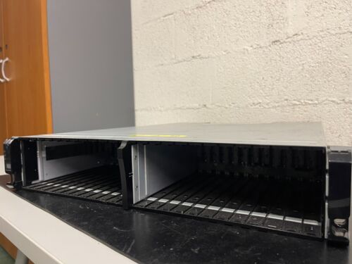 IBM 2076-124 - IBM Storwize v7000 Disk Control Enclosure mod.124 - Photo 2/2