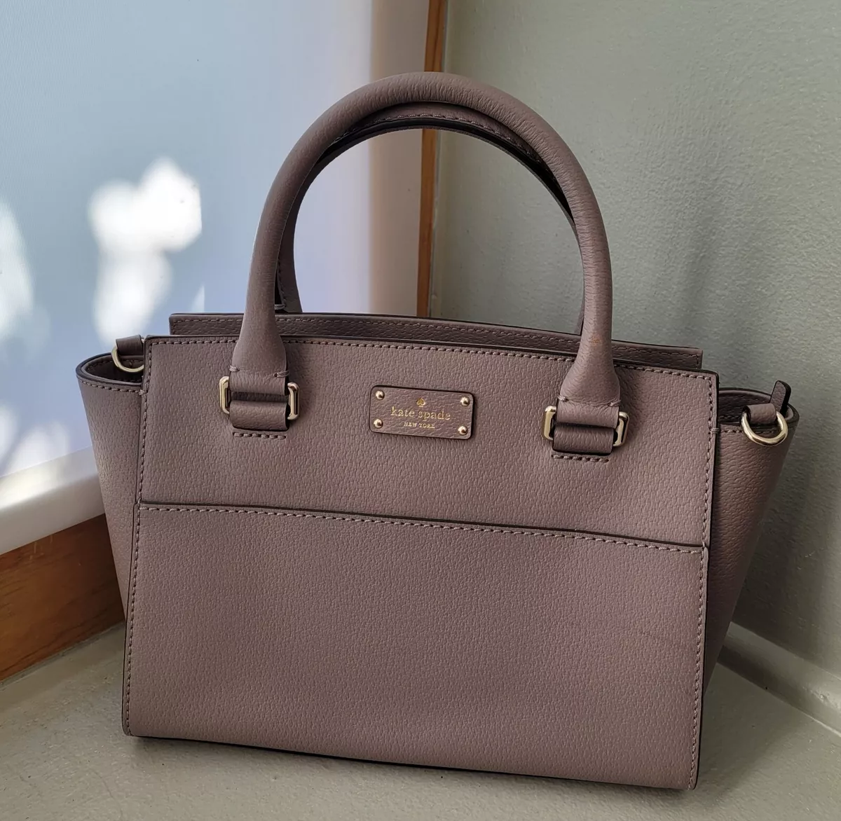 Kate spade taupe outlet purse