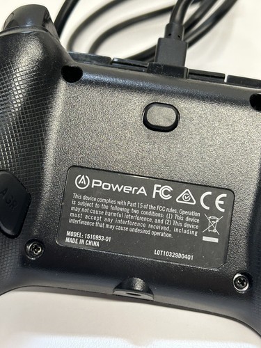Microsoft Xbox One Kinnect Black Sensor Bar Model 1520 Power 2 Wired Controllers - Picture 9 of 14