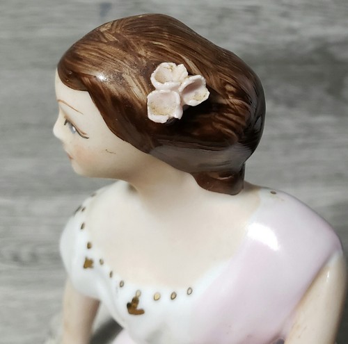 Vintage Rumänien APULUM Lucru manuell, Figur sitzende Frau mit Rosenkorb - Bild 18 von 24