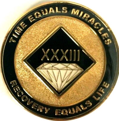 Narcotics Anonymous NA BLACK 33 Year Gold White Medallion Chip Coin Token Clean