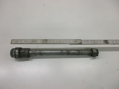 1. Kawasaki GPZ 305 EX305A Steckachse hinten 17 mm Achse Hinterrad Felge axle
