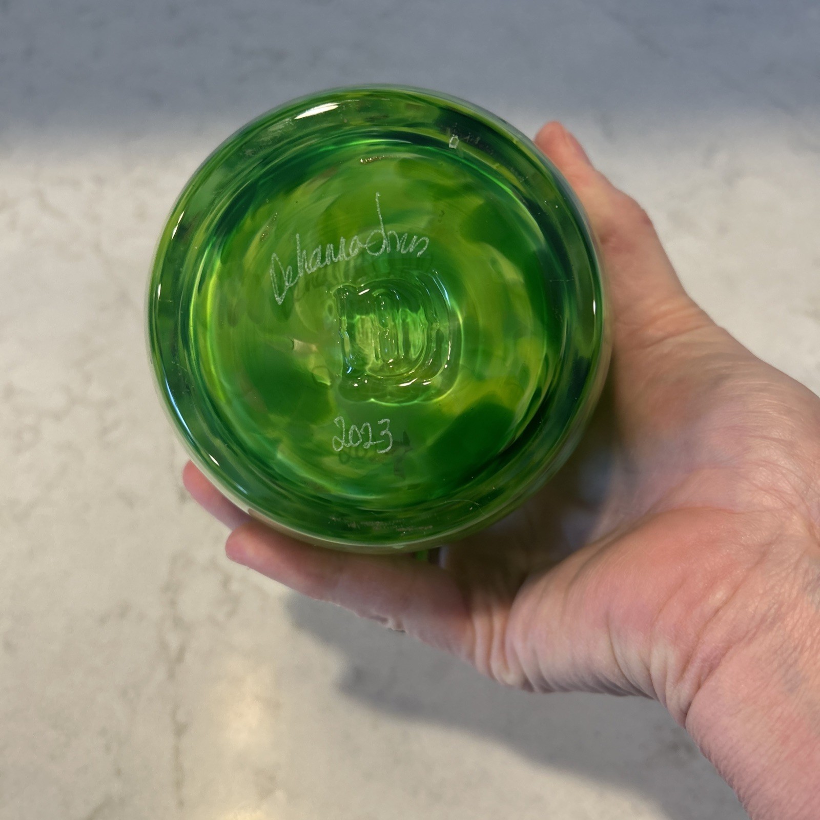 Dehanna Jones 2023 Art Glass Candle Holder “Emerald City” Gold Glitter 5”