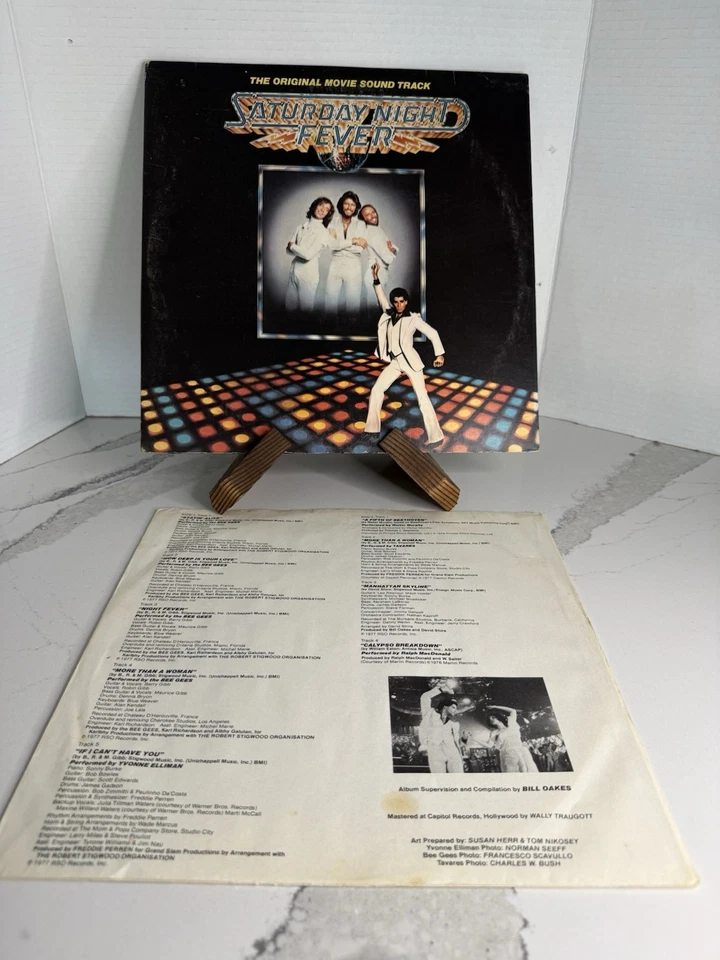 Saturday Night Fever Original Soundtrack OG 1977 Vinyl 2LP RSO RS-2-4001 VG+/VG+ - Image 2 of 4