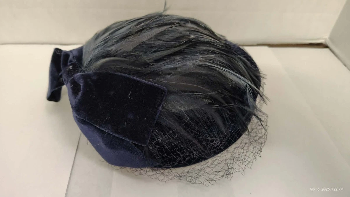 MCM 1950\'s Feather Pillbox Hat Blue Netting Joli Made in Tokyo, Japan VGUC Vintage Feather Pillbox Hat, Vintage Hat, 1950s Hat, Vintage  main image 4