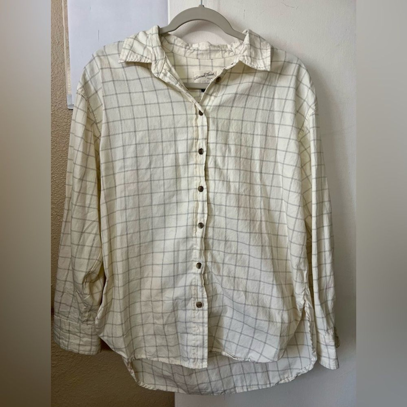 Universal Threads Oversized Checkered Button-Down… - image 1
