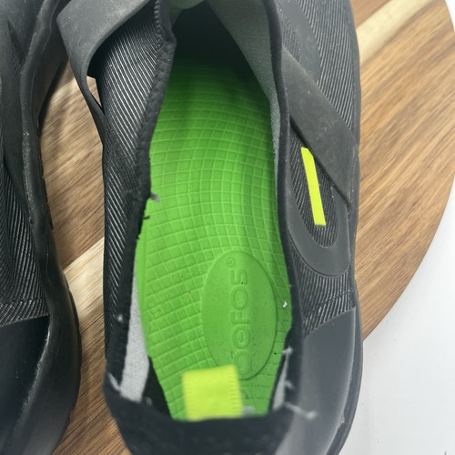 Oofos Men's Oomg Fibre Low Shoe Black Slip-On Sneaker Size 9 US - Imagen 7 de 9