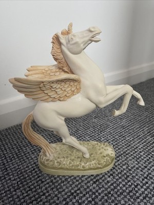 Griechische Pegasus Statue geflügelte Figur - Alabaster Skulptur