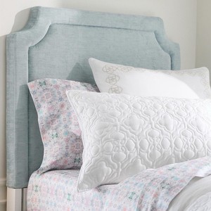 Kendra Scott Smart Auburn Tufted No Nails Dorm Headboard