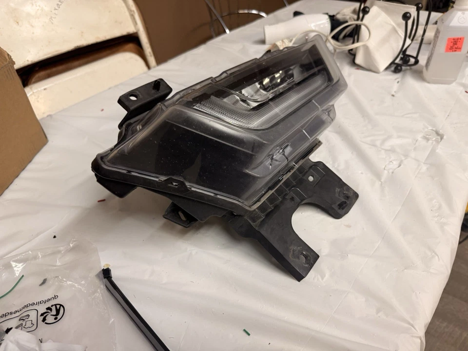 Luz antiniebla LED pasajero derecho Ford F150 F-150 2021 2022 2023 OEM Foto 2 de 4