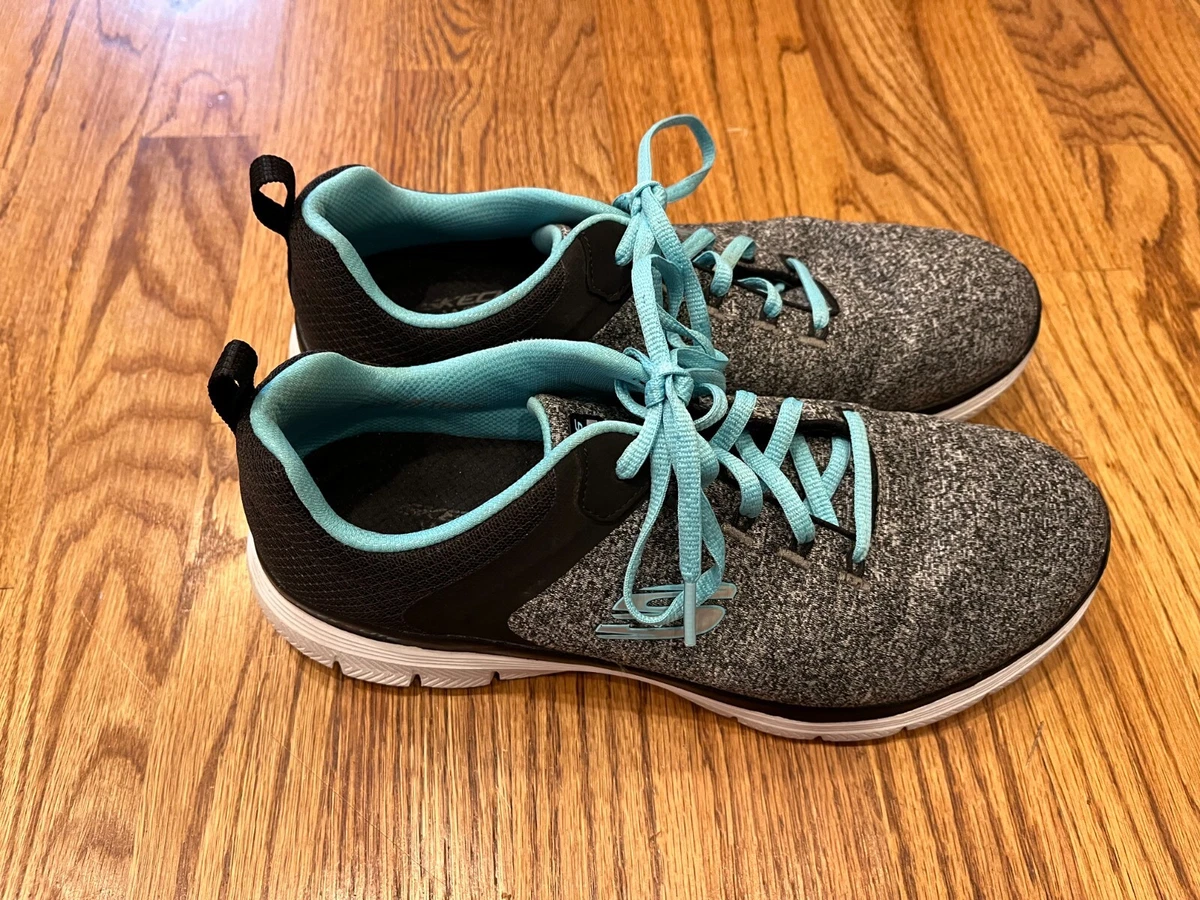 Skechers wide top fit shoes 9.5
