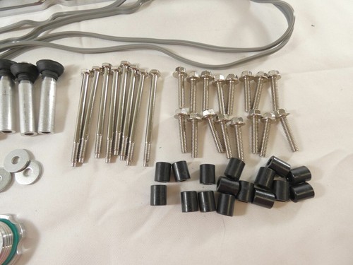 Cubiertas de válvula de aluminio fundido liso GM LS Chevy con soportes de bobina y cubierta pulida - Imagen 3 de 8