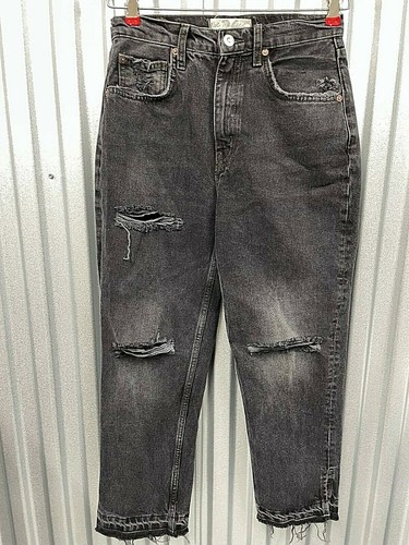 Distressed raw Hem Black Jeans 