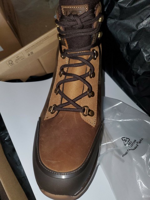 ugg caulder waterproof boot