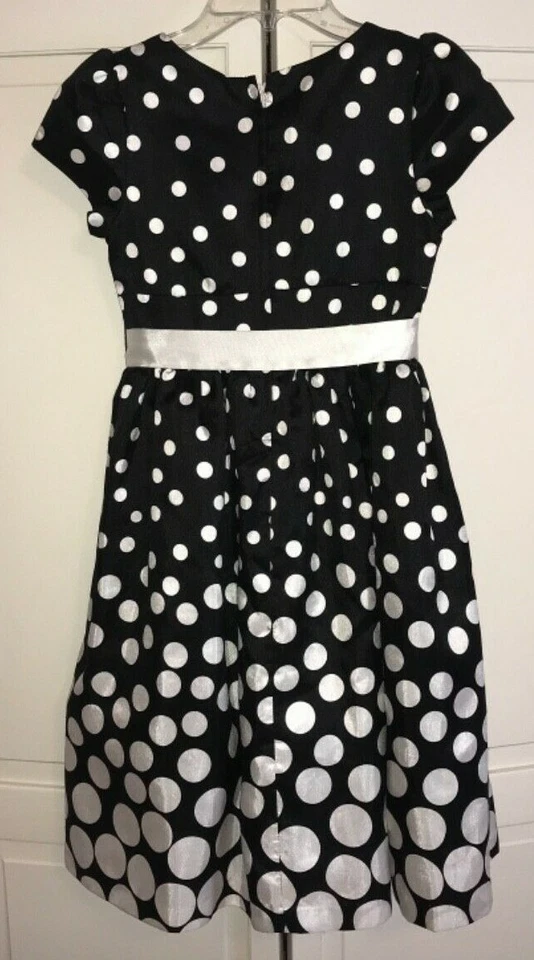 VESTIDO DE TAFETÁN BONNIE JEAN TALLA 6X NEGRO con LUNARES BLANCOS ENAGUA DE TUL  Foto 3 de 4