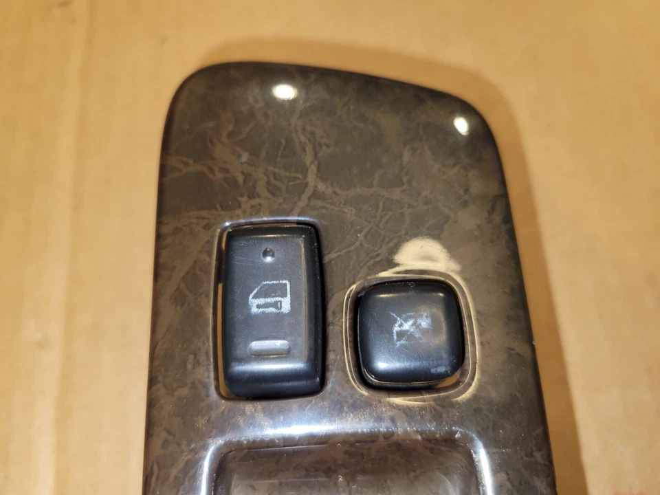 2001-2007 TOYOTA HIGHLANDER MASTER INTERRUPTOR DE JANELA DE ENERGIA GRÃO DE MADEIRA 84040-48121 - Imagem 3 de 4