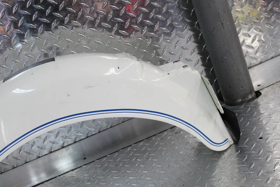 1974 年宝马 R75 6 后轮挡泥板防护板 — 第 3/4 张图片