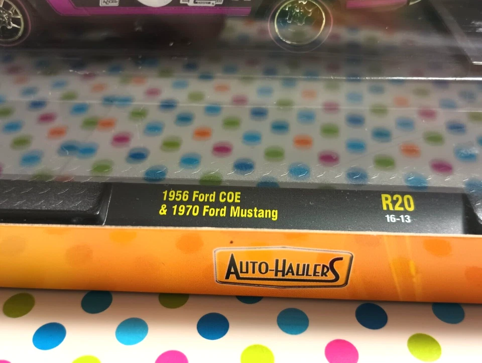 M2 MACHINES R20 AUTO-HAULERS CHASE 1956 FORD COE & 70 FORD MUSTANG NEW - Image 4 of 4