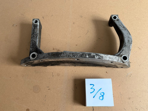 VW Golf 3 Passat 2,0l 16v ABF Getriebehalter Stütze 037199307