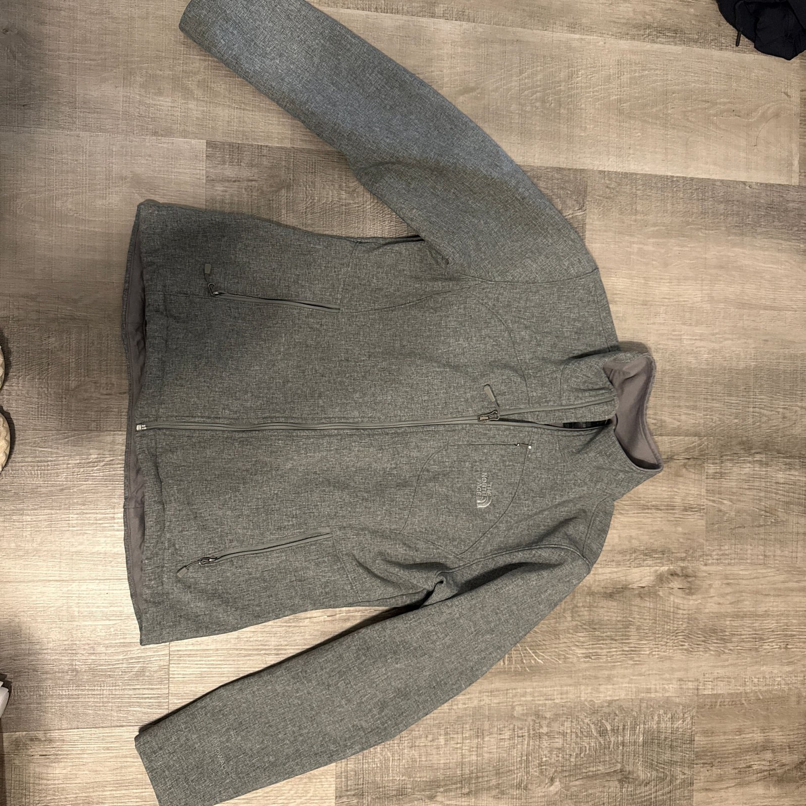 The North Face Women's WindWall Softshell Full Zip Heather Gray Large