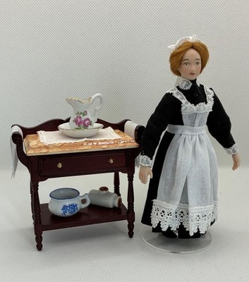 12th scale Victorian Mahogany wash stand by Rycote Miniatures