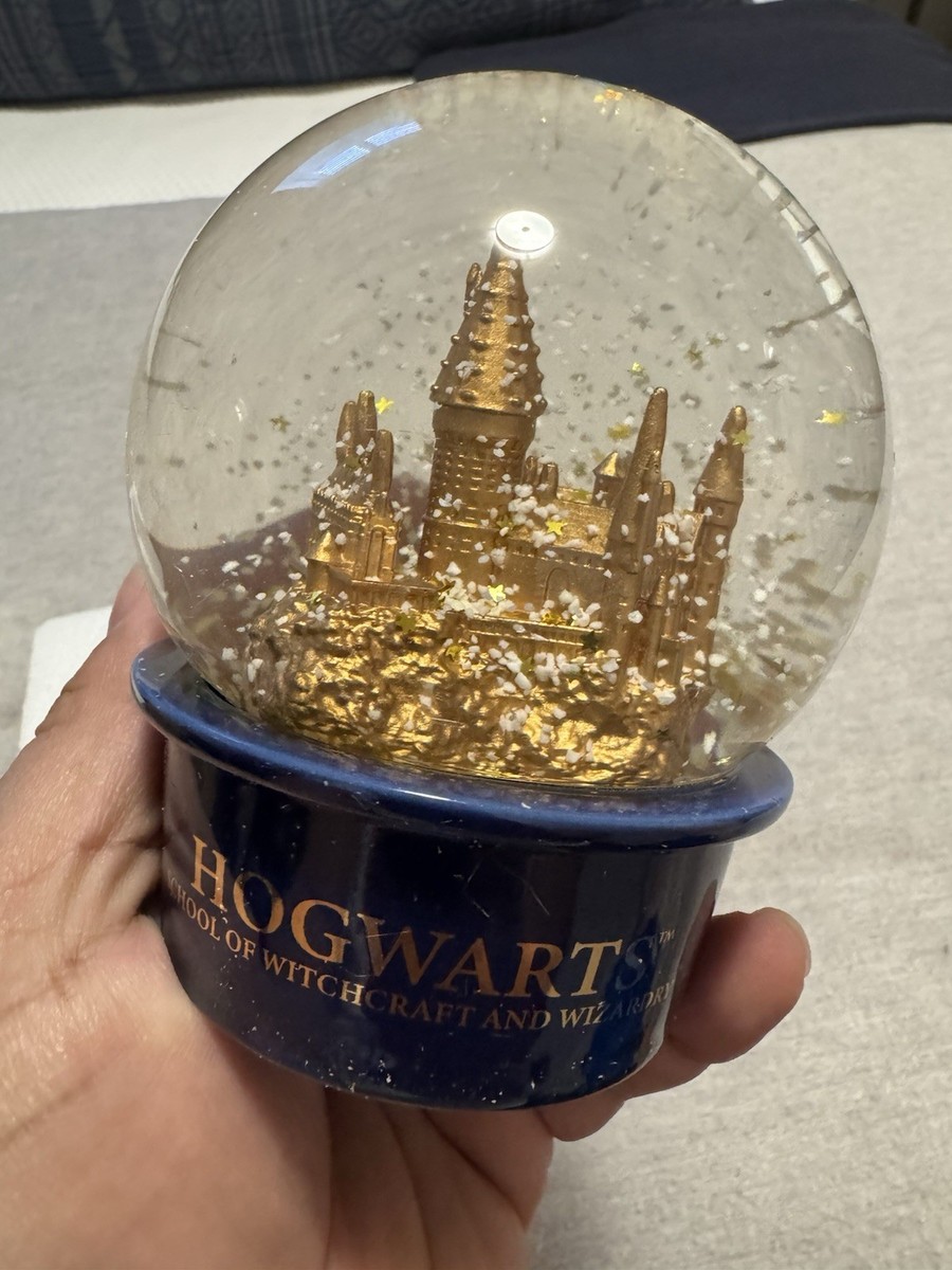 ♪*5様 ハリーポッター　charmed aroma ラブポーション　スノードー Harry Potter Charmed Aroma Hogwarts Castle Snow Globe Discontinued