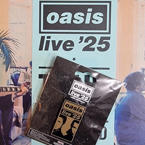 OFFIZIELLE OASIS LIVE '25 GOLD HALF FACES ANSTECKNADEL GOLD TOUR MERCH STORE NEU VERSIEGELT