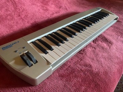 Miditech Midistart USB MIDI Keyboard Controller   49 Pro Keys    Originalkarton