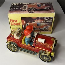 Vintage Litho Tin Toy Fire Chief Me 699 Fire Truck Battery Operated In Box