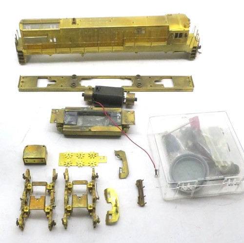 Locomotora diésel HO Overland Models OMI 5097 latón lectura U30C RDG #6300 | Condition: For parts or not working