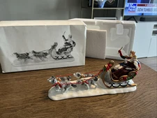 Dept. 56 Snow Village Christmas "Snow Carnival King and Queen" 54869