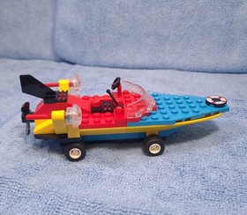 LEGO SpongeBob Set 3815 Heroic Heroes of the Deep Complete Boat Plankton Patrick