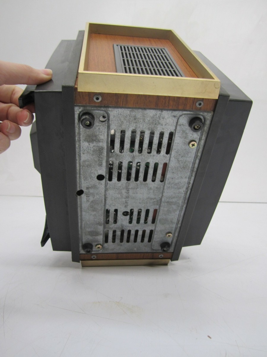Vtg Toshiba Solid State Portable Television TV Model T2T Vtg Toshiba Solid State Portable Television TV Model T2T