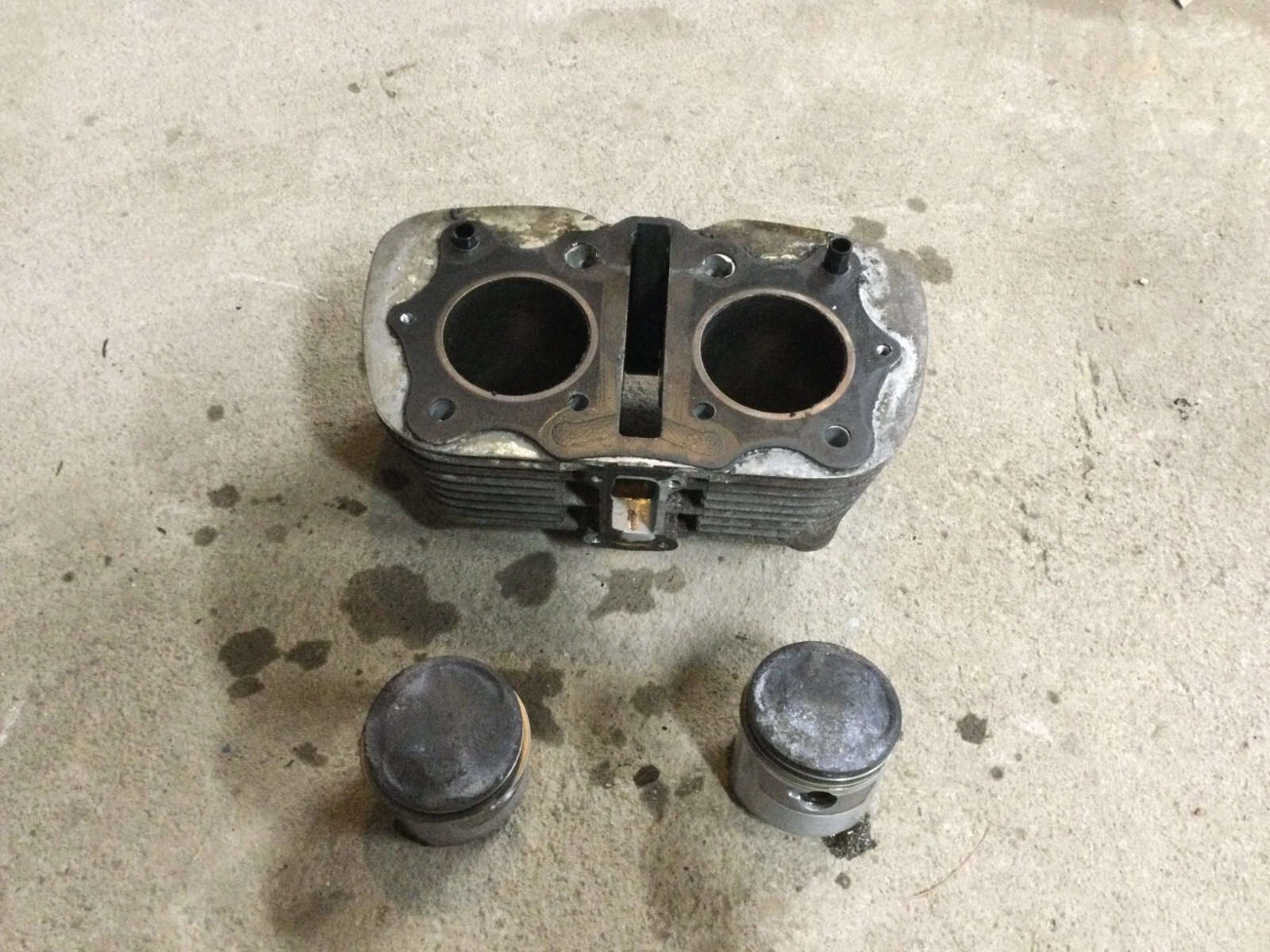 1971 71 Honda CL350 CL 350 cylinder & pistons top end jug