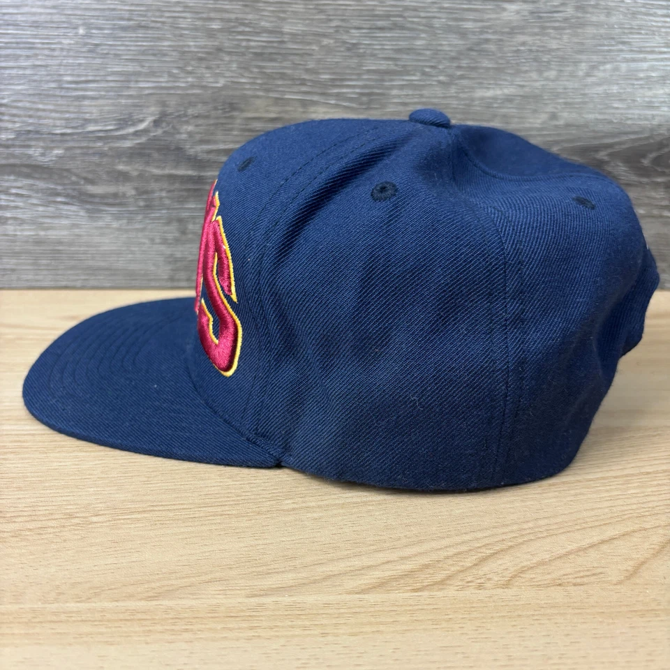 Vintage Cleveland Cavaliers Hat Snapback Blue NBA Basketball Wool Blend Starter - Image 4 of 4