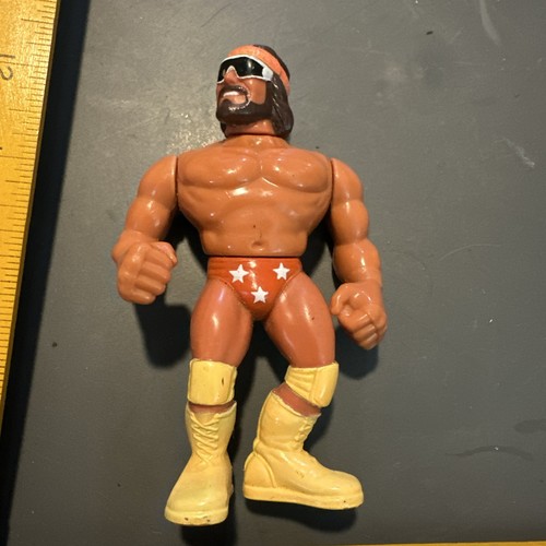Macho Man Randy Savage 1990 WWF Wrestling Hasbro F...