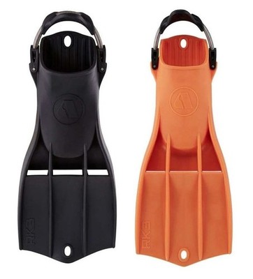 Apeks RK3 HD Geräteflosse mit Spring Straps NEU vom Fachhandel !!!