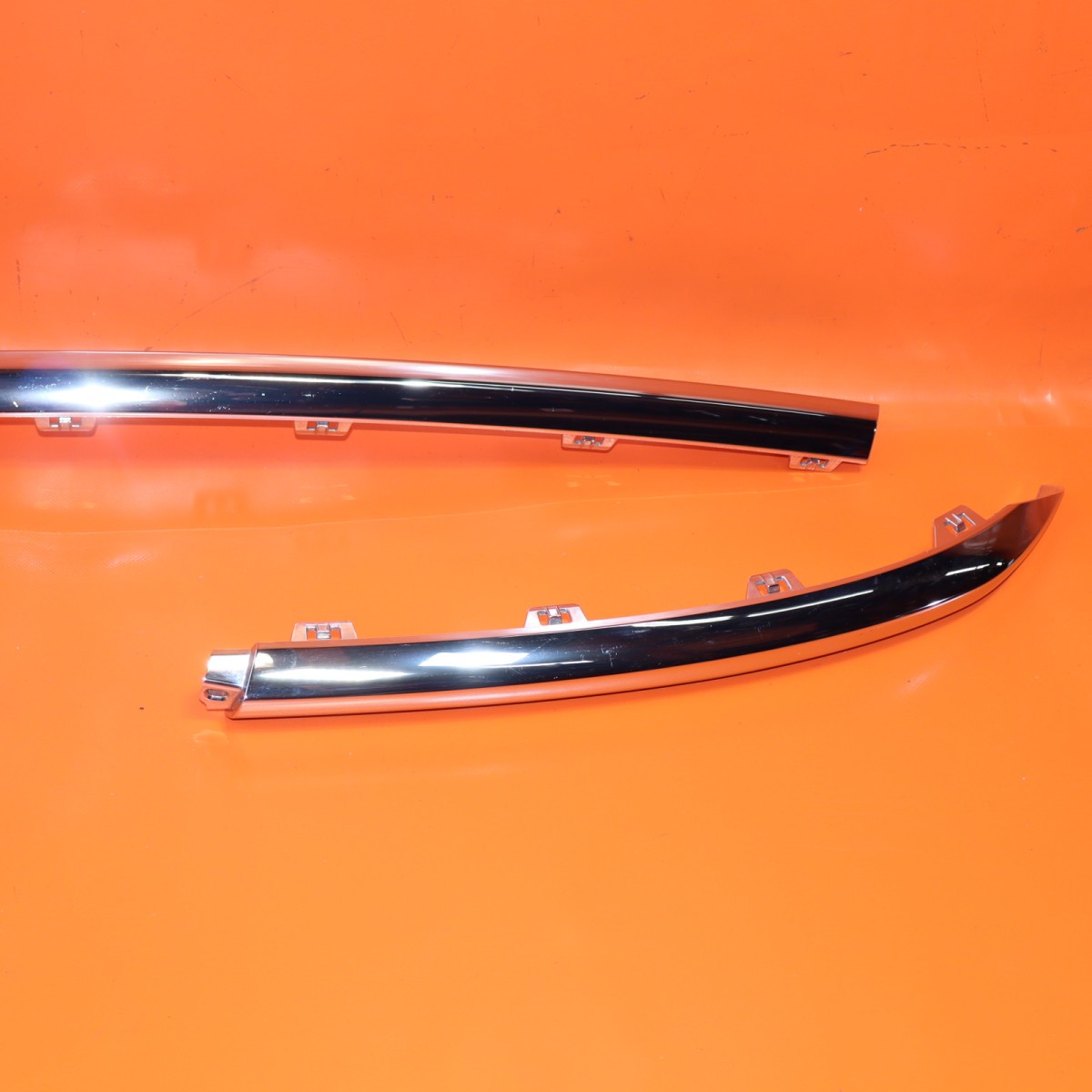 ROLLS ROYCE SPECTRE REAR BUMPER MOLDING CHROME 2024 2025 51125A2AEA7 OEM