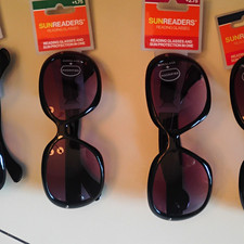 Sunreaders Oversized Reading Sunglasses 1.75 Black Frame Purple Tinted UV