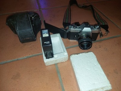 Yashica FX-1 Analog, Blitz,Objektiv