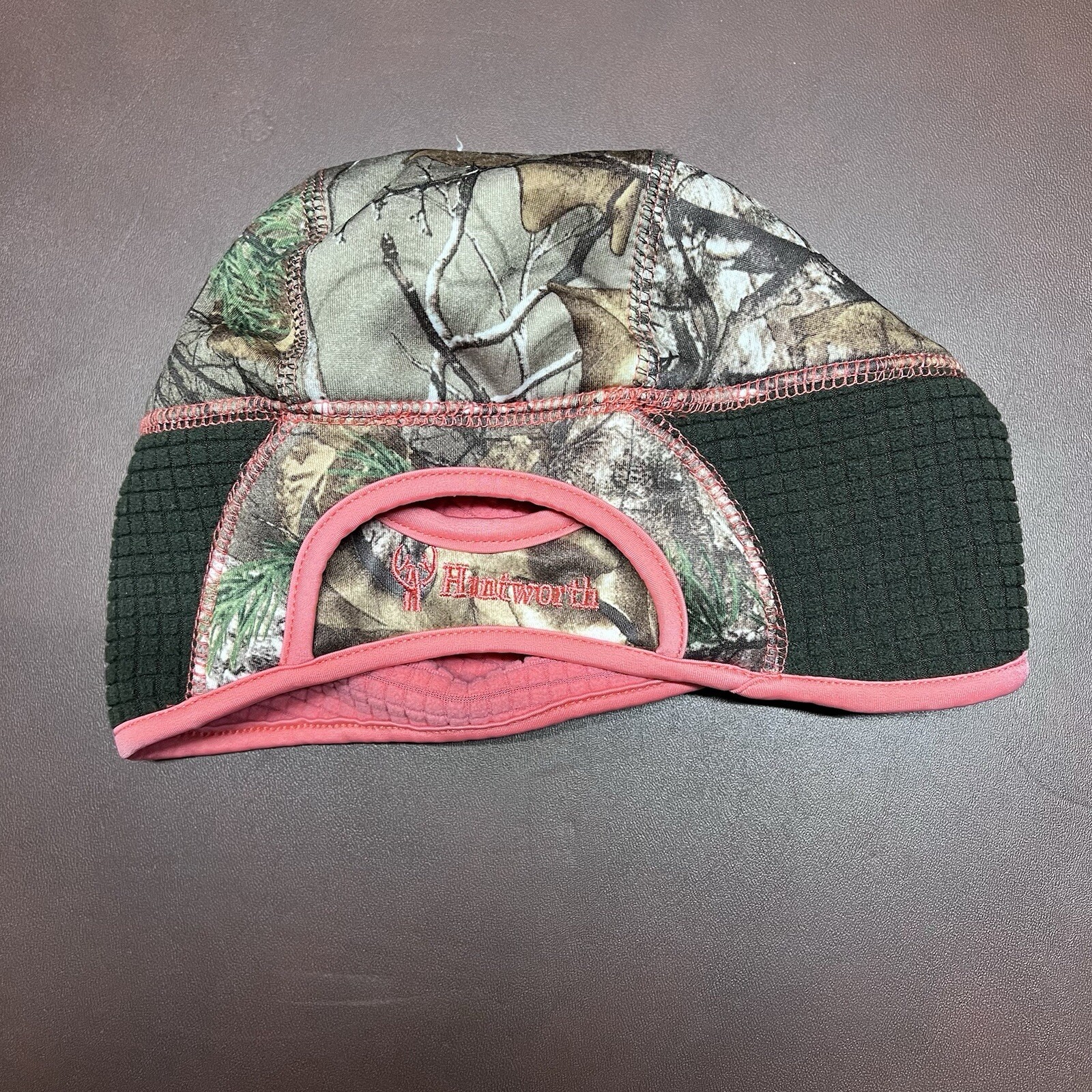 PONY Cappello berretto Huntworth mimetico e rosa. Con foro coda di cavallo