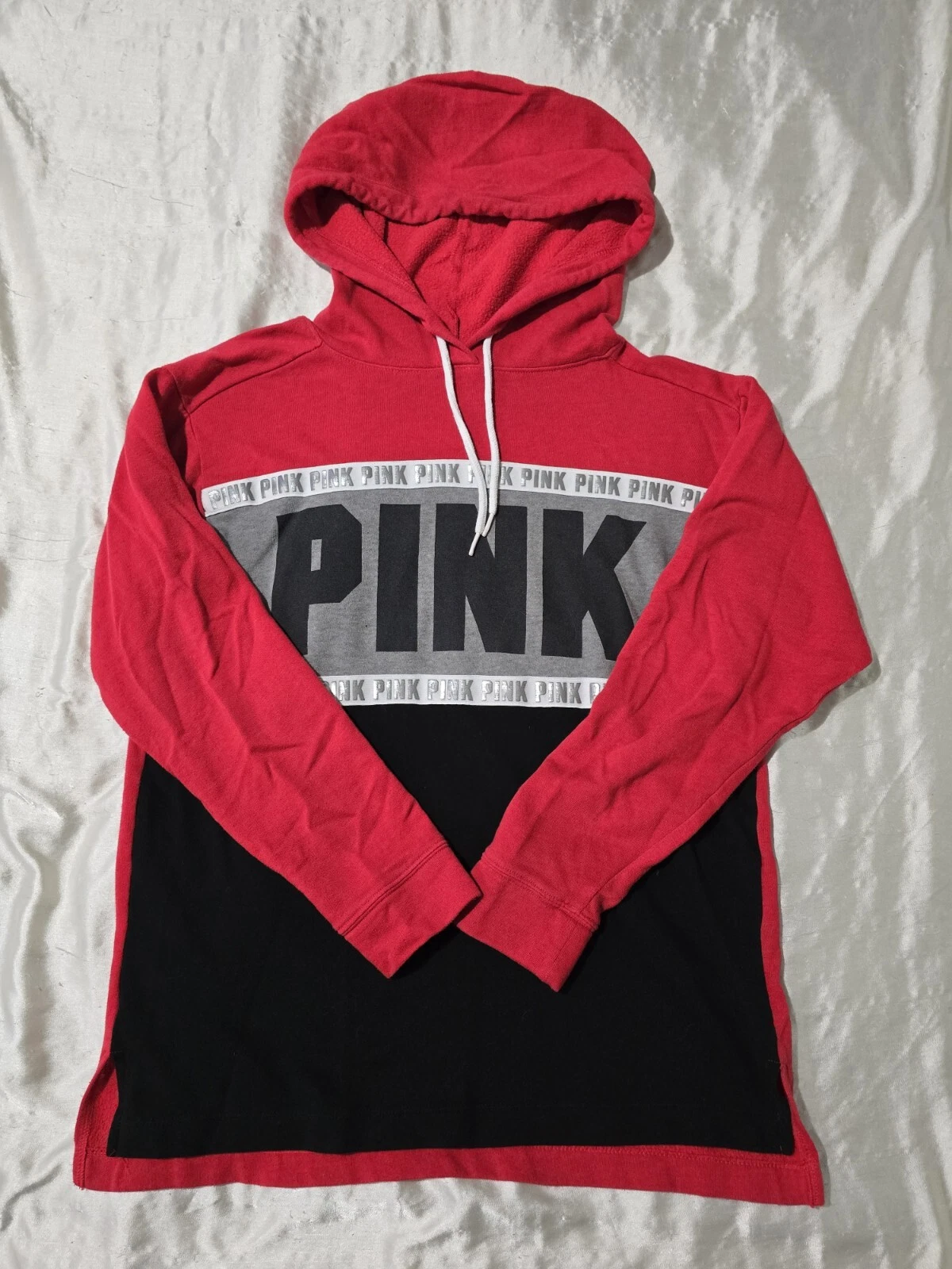 UNDERCOVER Felpa con cappuccio pullover leggero Victoria's Secret ROSA rosso nero e grigio taglia XS