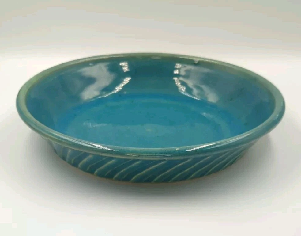 Turquoise Ceramic Pottery Pie Pan Signed Jenny Hughes
Opens in a new window or tab