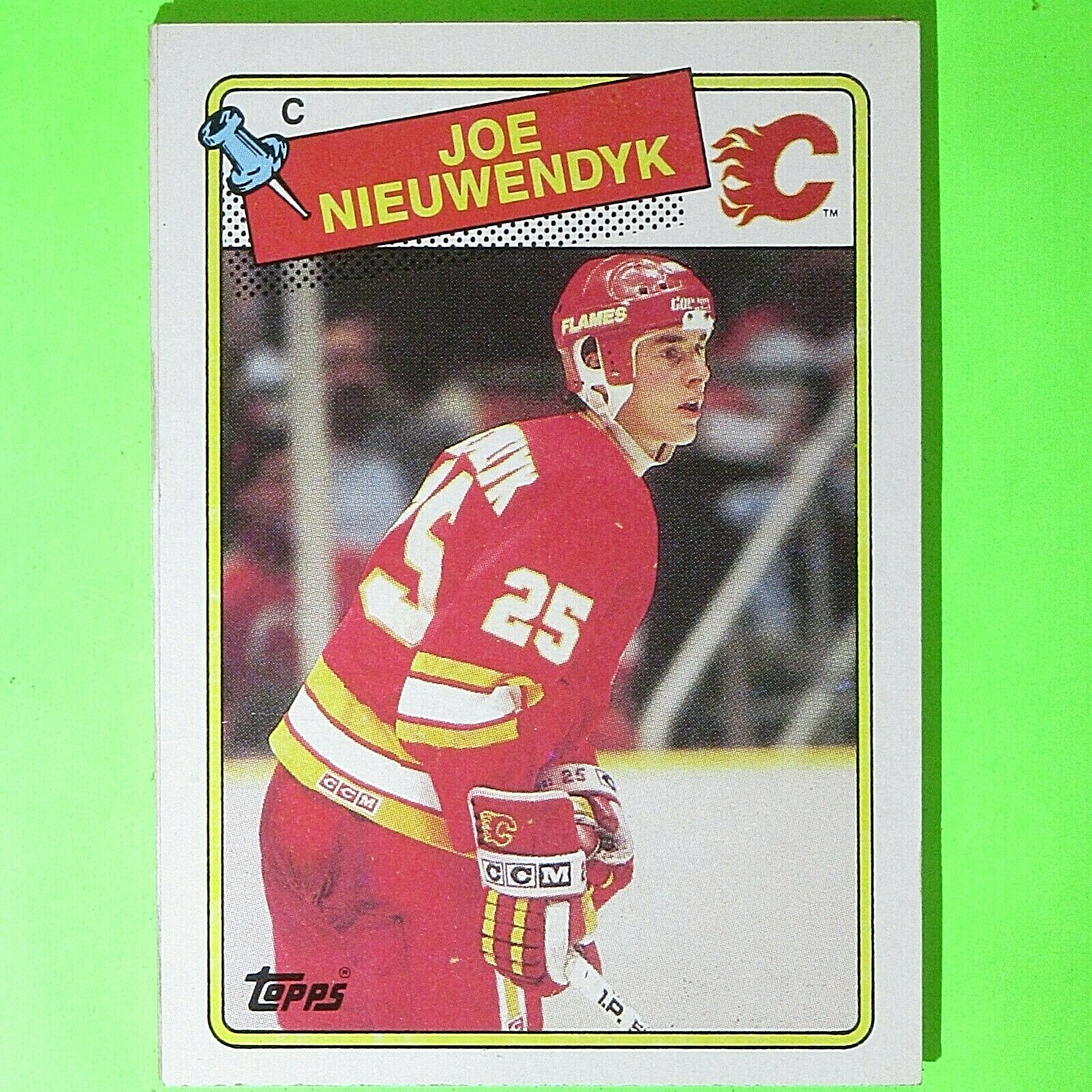 JOE NIEUWENDYK  1988-89  ROOKIE   Topps  #16   Calgary Flames    JN1