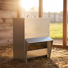 Durable 10lb Metal Poultry Feeder with Lid - Weatherproof for All Seasons